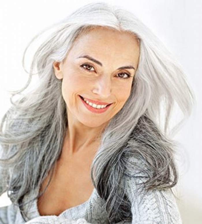 Siwe włosy - Magazyn Fryzury