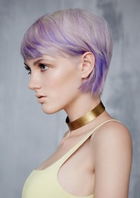 fioletowe włosy