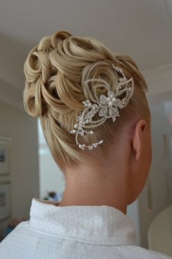fryzura do ślubu
